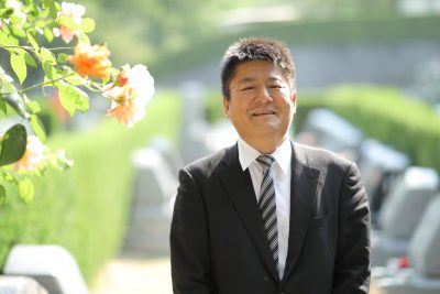 交野　牧野　千年オリーブの森　納骨式の服装